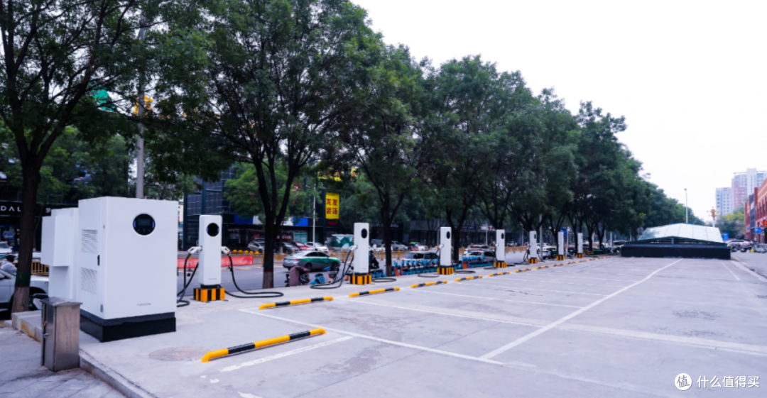 2026年重卡充电桩怎么选?5个关键指标与3款产品对比