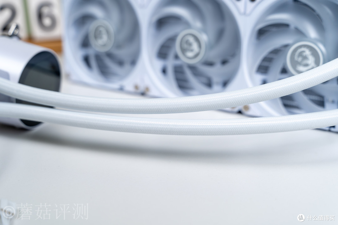 强散热,低噪音:微星MPG CORELIQUID P22 360一体式水冷 评测