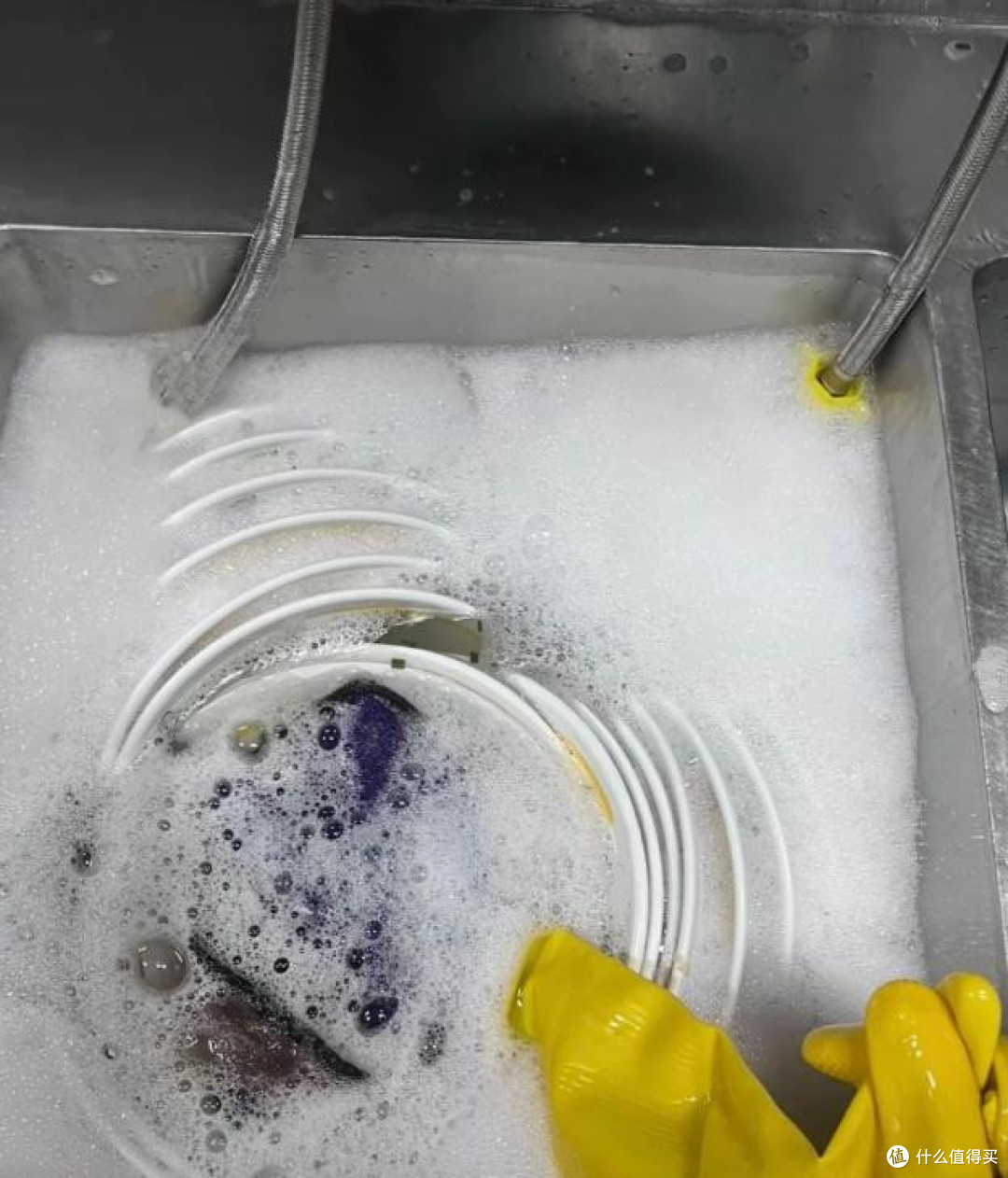不管家里有钱没钱,这几种生活用品没坏也要扔,危险性真的太高了