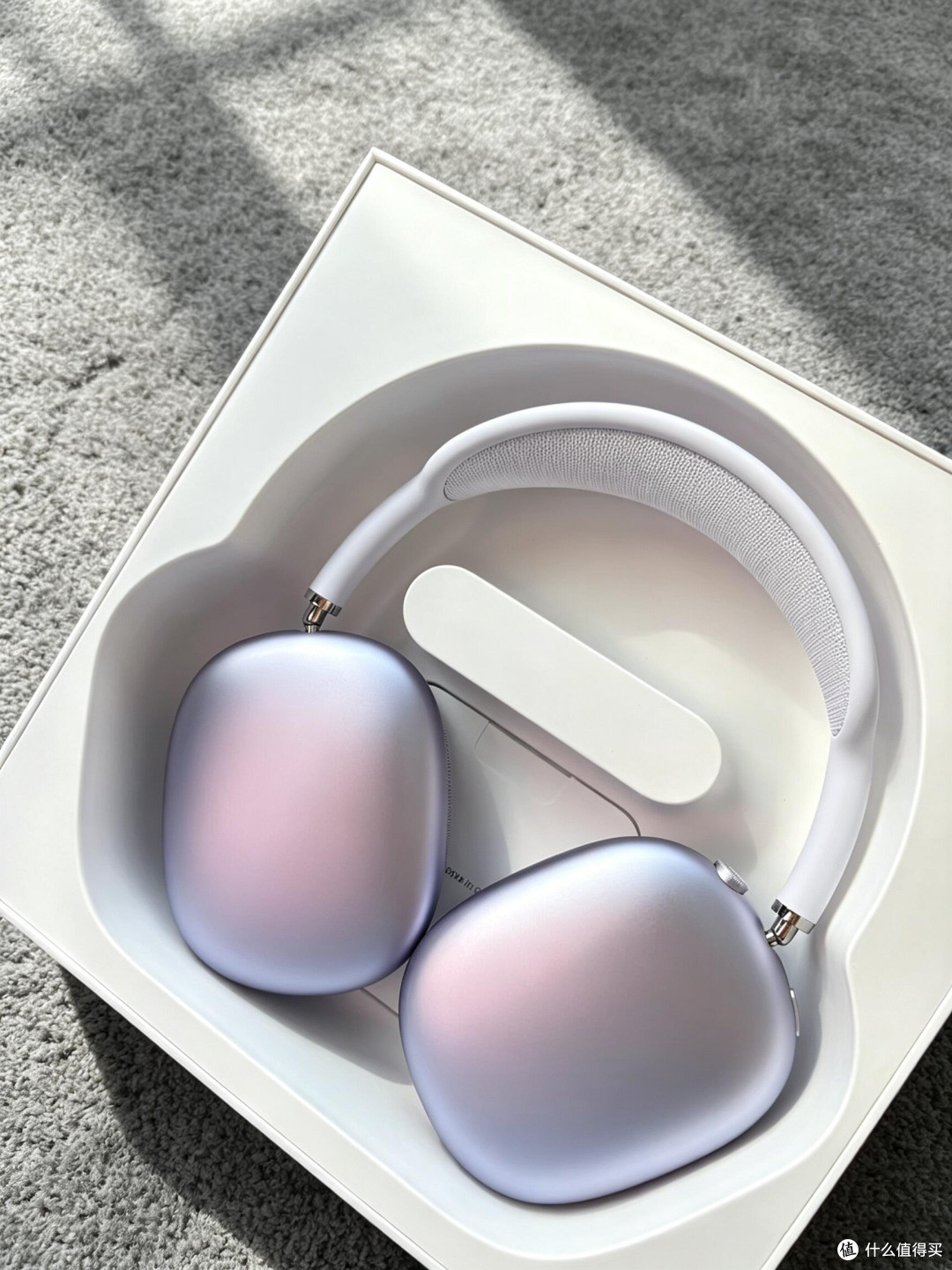 渐变紫AirPods Max三个月实测｜优缺点全部摊开说