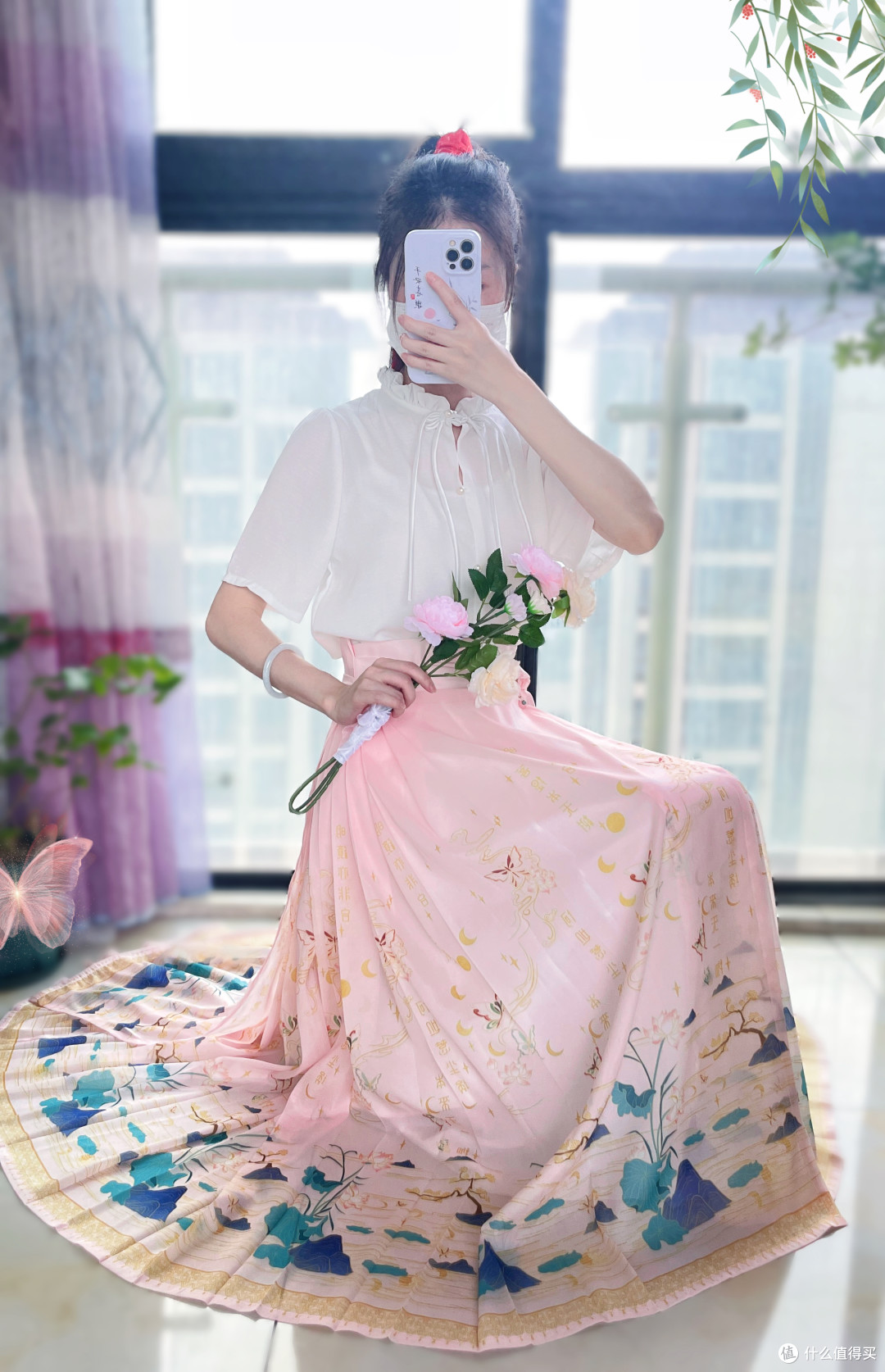 夏日新中式|这条薄款印花马面裙,把荷塘月色穿在身上