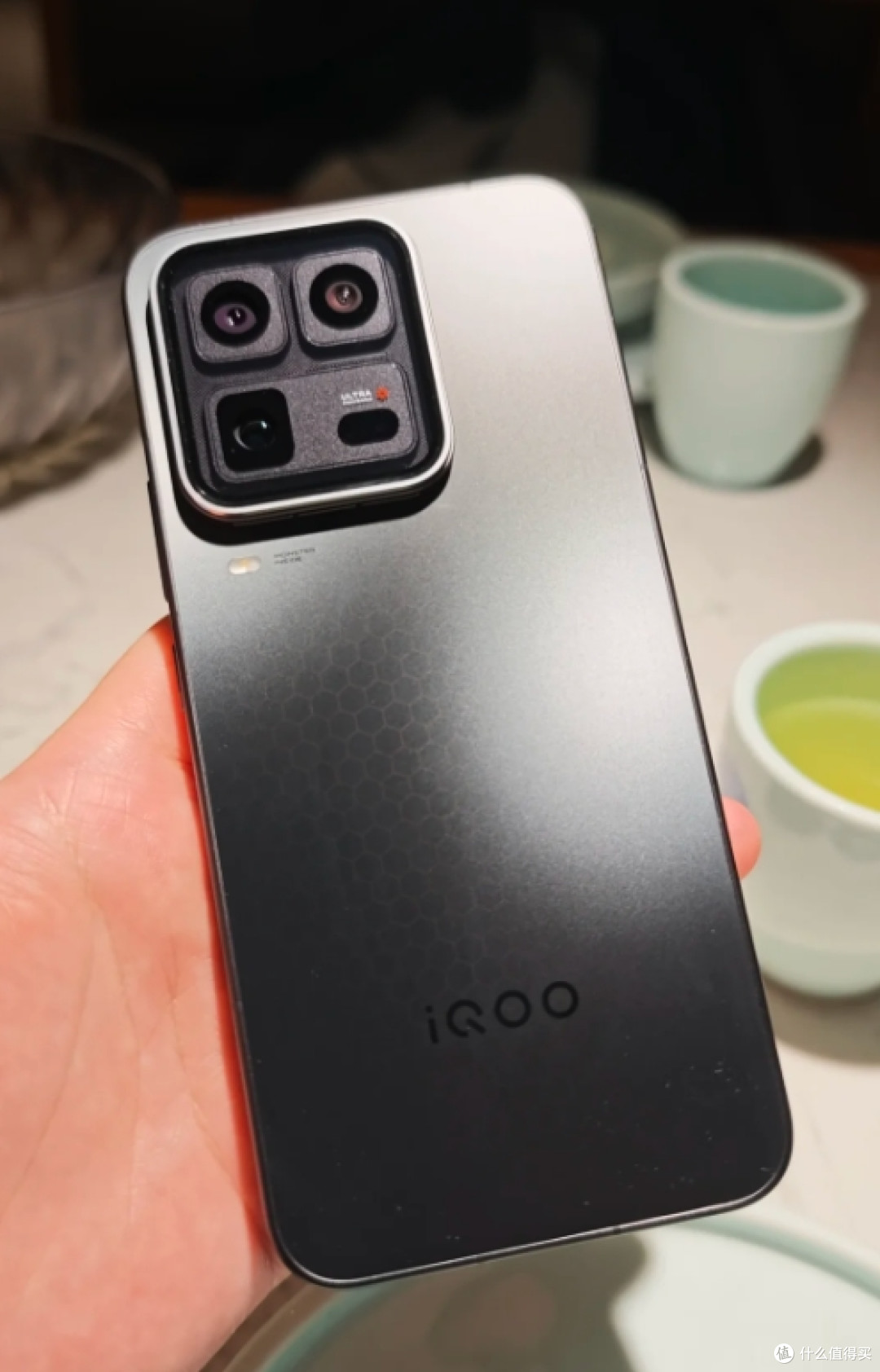iQOO 三款新机齐发力,覆盖高中低端,不同需求都能找到合适款!