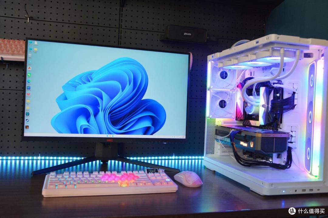 主动保护显卡，超稳供电方案，微星MPG Ai1300TS PCIe5月神评测