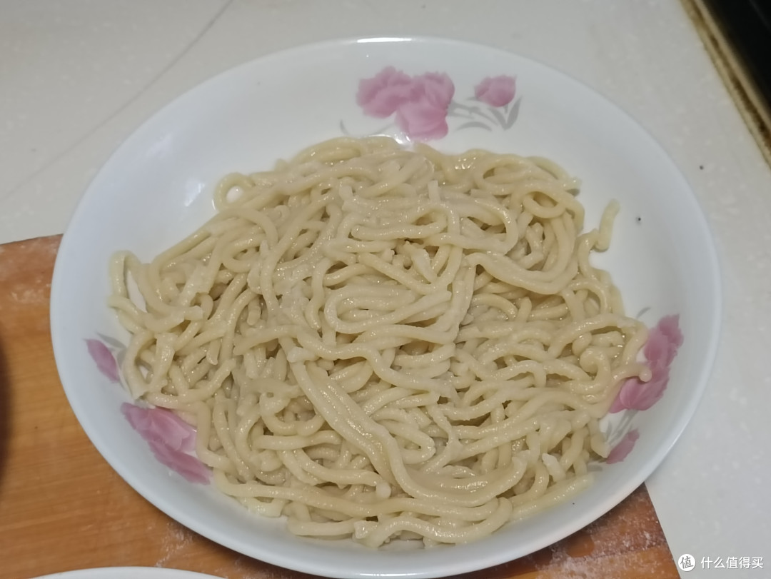 老年人必备厨房小家电--利仁面条机