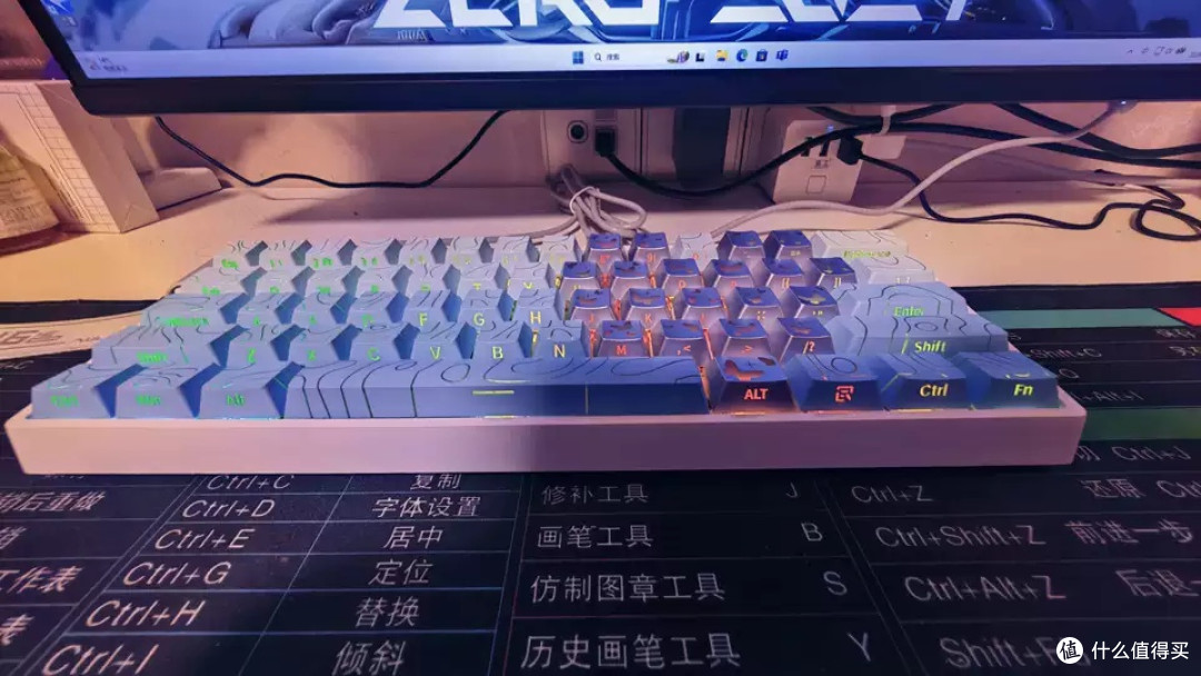 迷你小可爱,高利用率键盘,办公游戏两不误哦!
