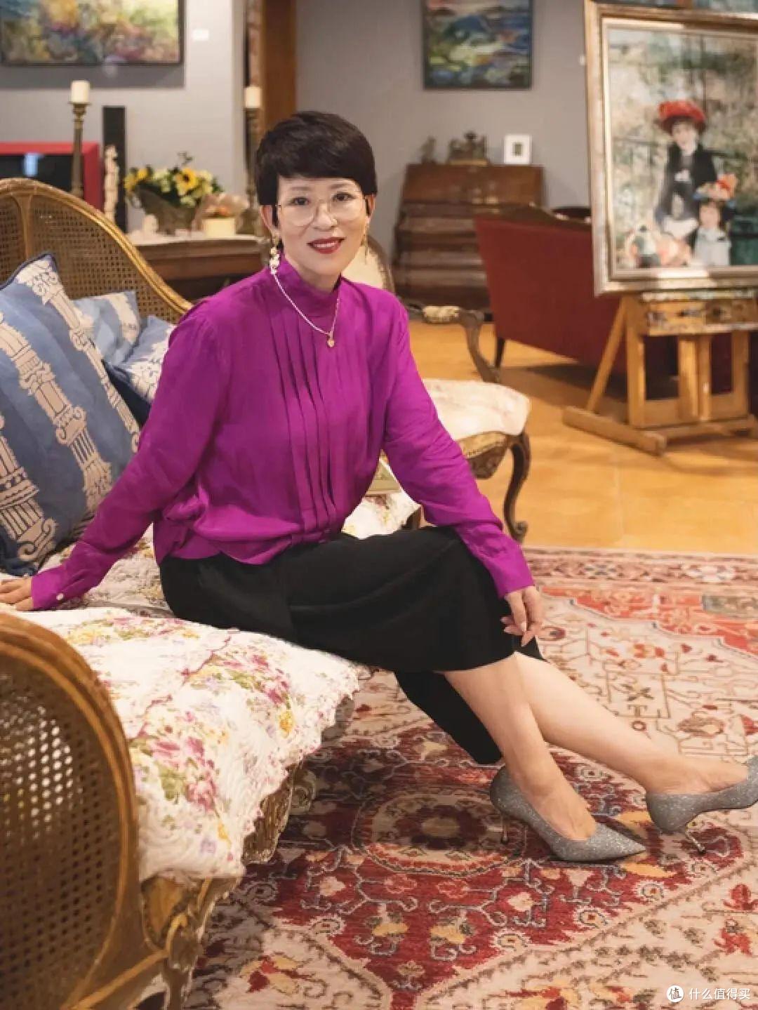 50多岁的女人剪短发,为什么有的高级洋气,有的却老气?关键在这
