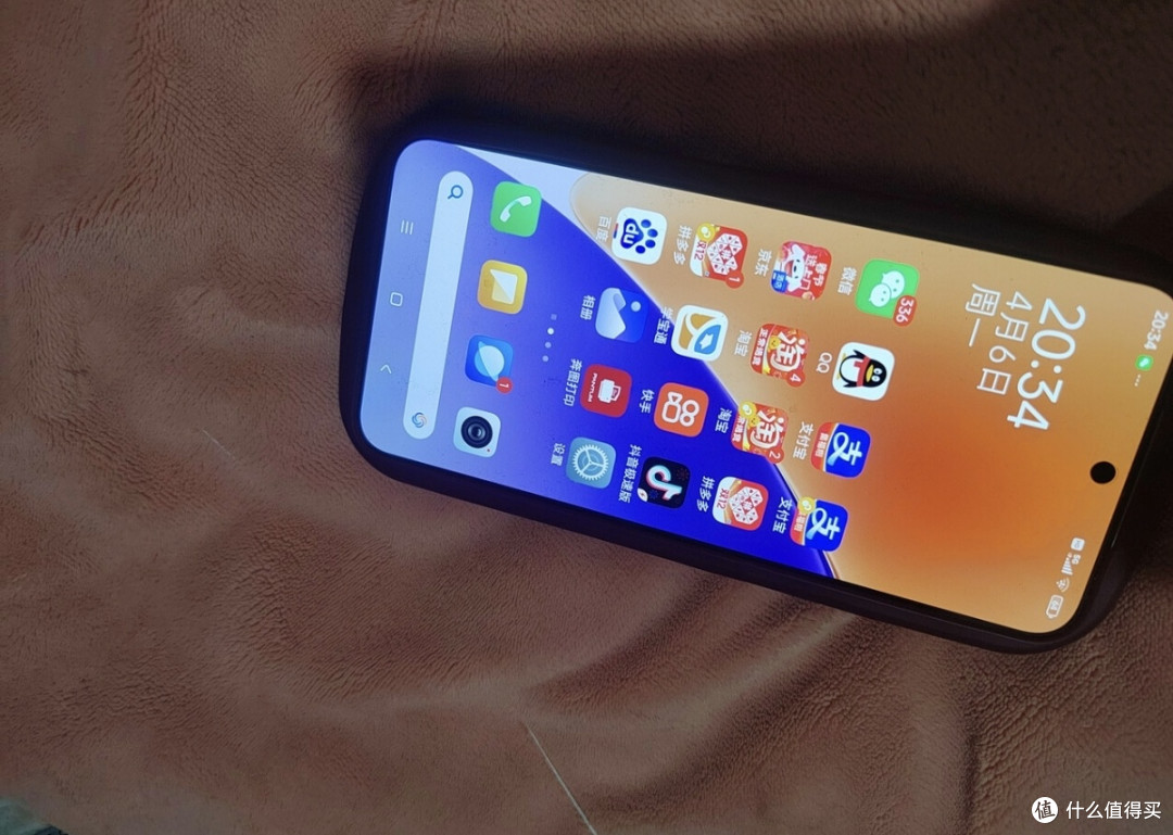 小米15纯白版：性价比与颜值兼备