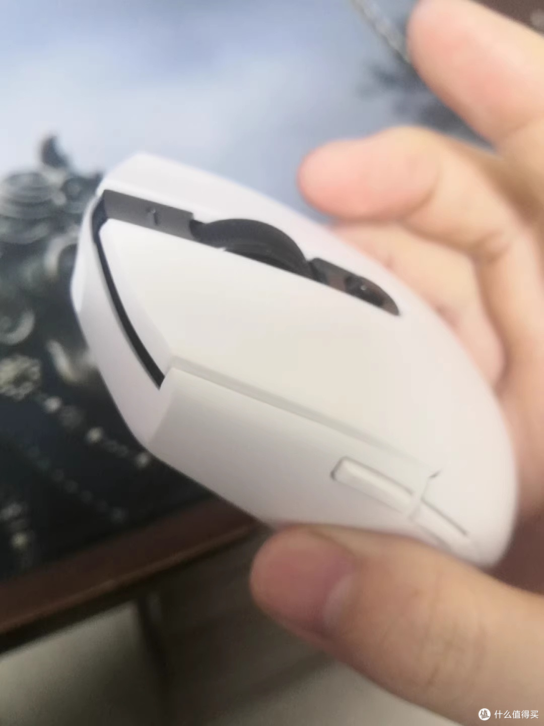 迈从G3 V2:轻量化三模鼠标