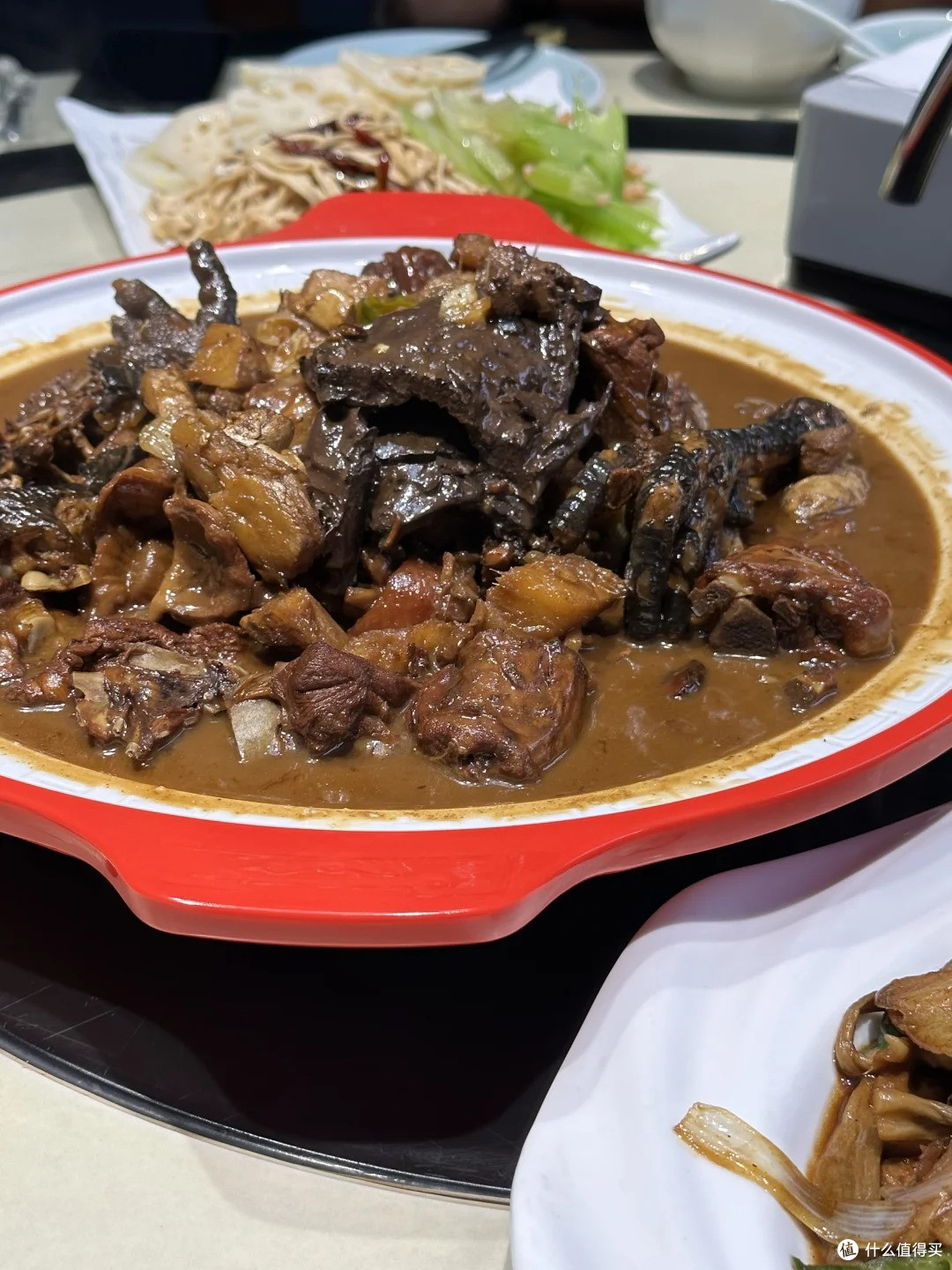夏天去哪避暑？青岛永远是热门！这些美食离了青岛就吃不到！