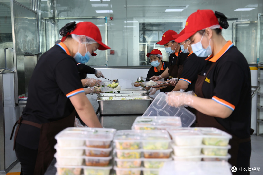 团餐国标正式实施，静安盒饭配送迎来洗牌，中腾食品分享合规经验