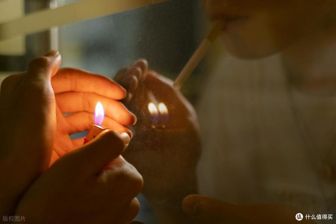 衣物、车内、室内烟味怎么喷？不同场景的除味喷雾使用手册