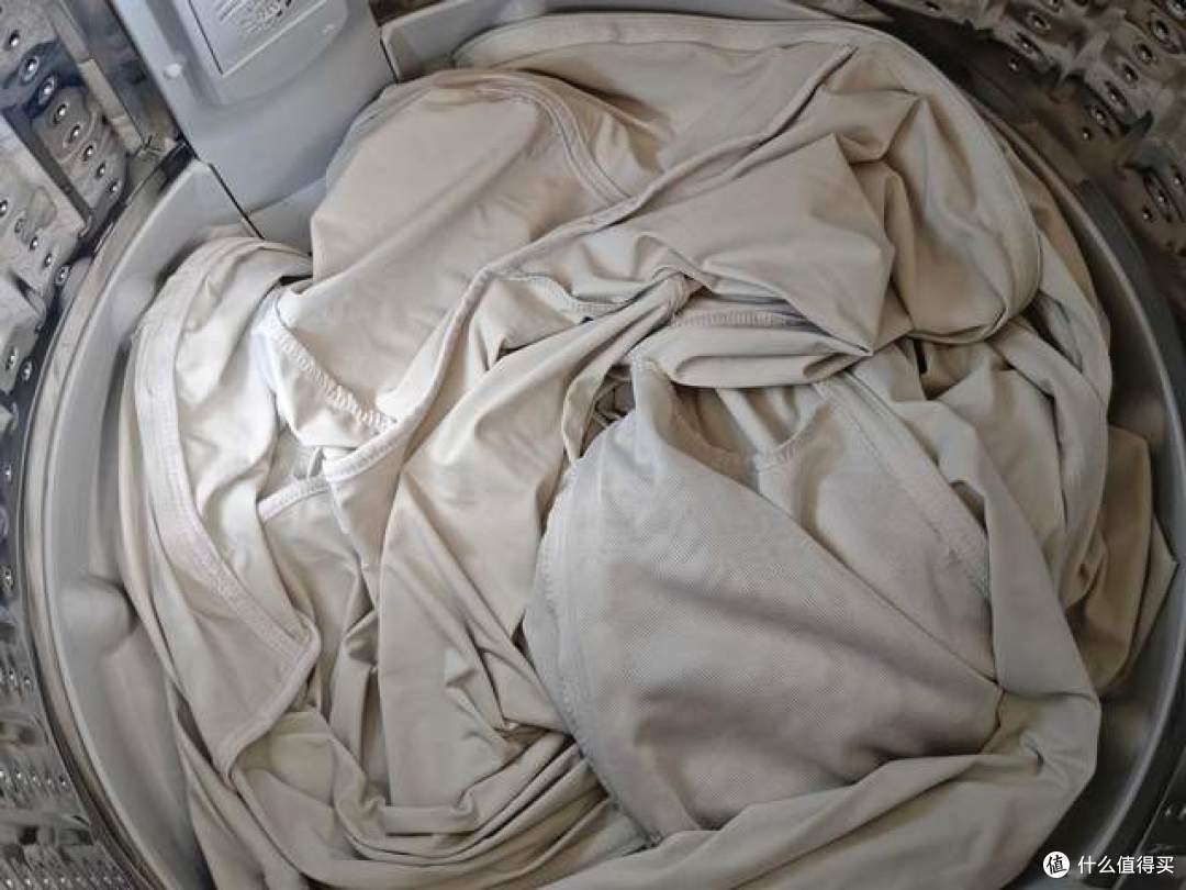 拒绝“季抛”，死磕高原级防晒，Vbrex越野竞速防晒衣硬核测评