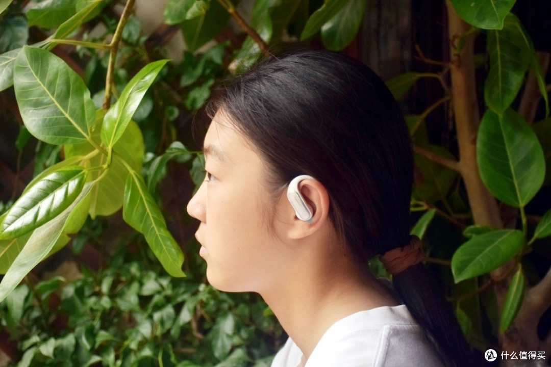 AI声学引擎加持的漫步者FitFreeTurbo耳机:声学与科技的卓越融合