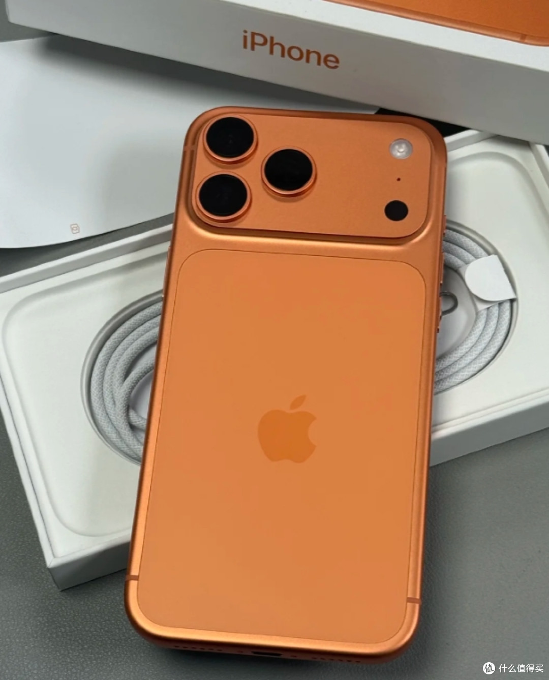 iPhone17 Pro Max直降1500元,是捡漏还是等要涨价的iPhone18系列