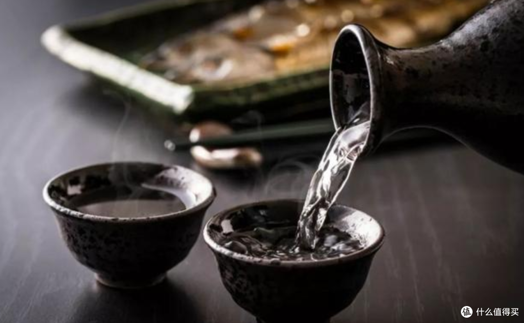 600元左右不上头的浓香型白酒推荐：谁才是商务局的舒适区之王