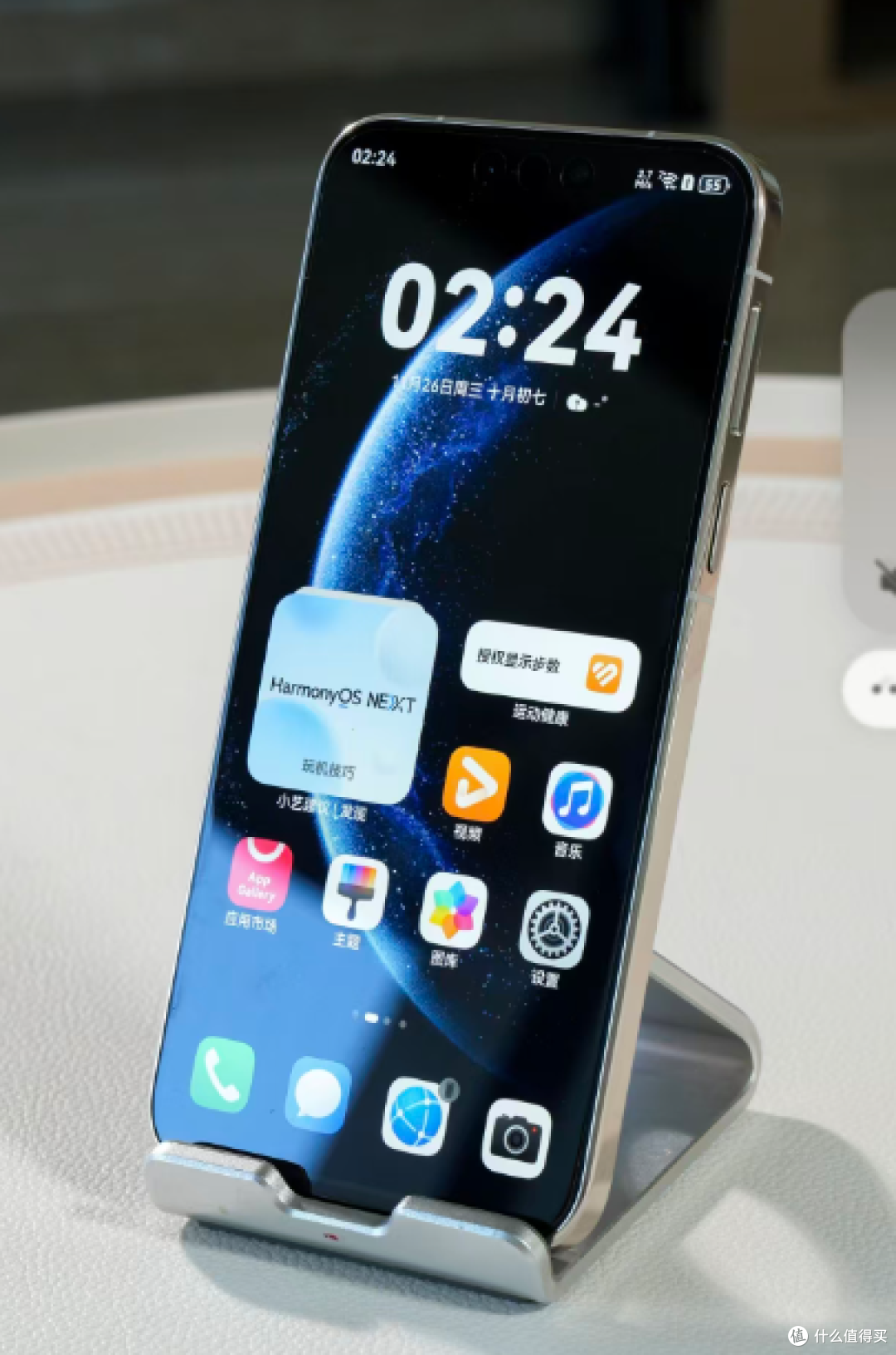 华为旗舰 Mate90 Pro｜全栈自研突围，跳出手机参数内卷的