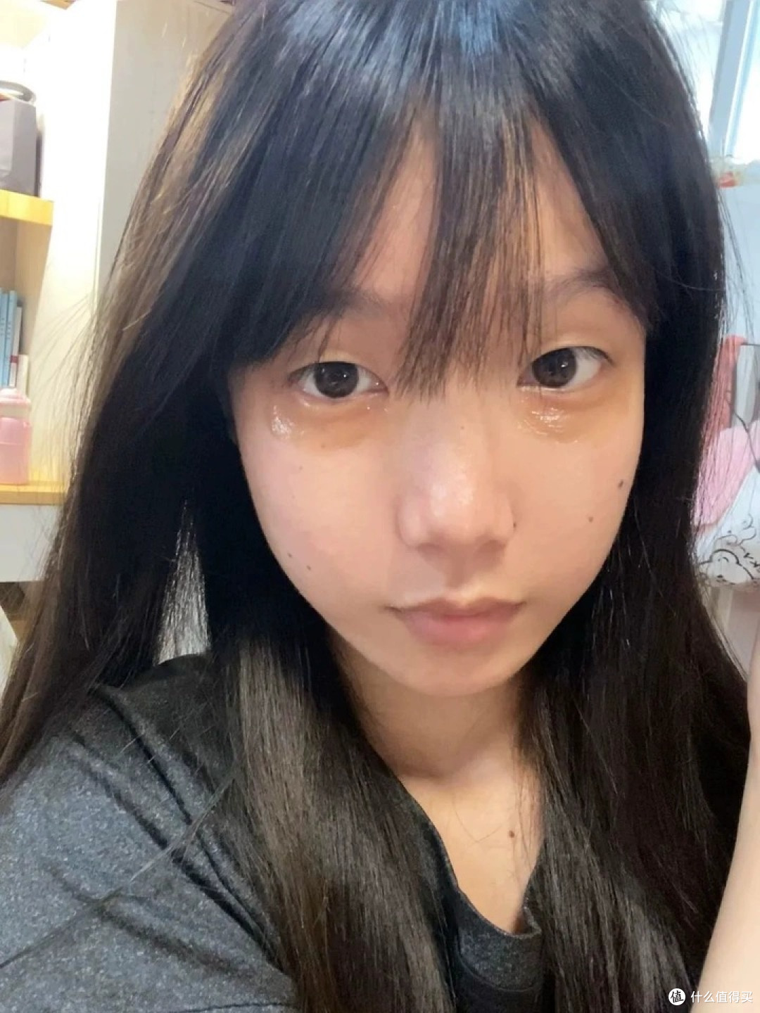 大眼袋不想做手术如何缓解？CA眼霜告诉你答案