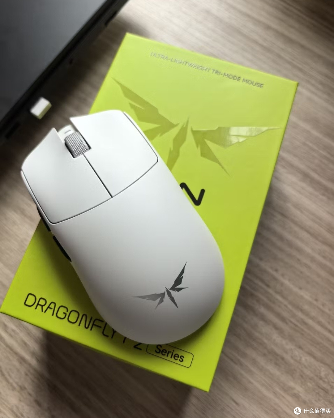 自用国产外设｜VGN蜻蜓F2大师版轻量化鼠标体验