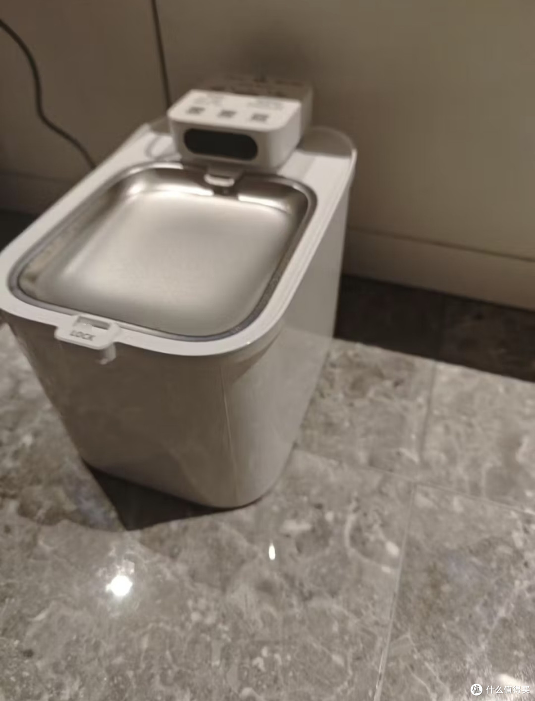 实测小佩无线饮水机MAX2，铲屎官必备省心养宠好物