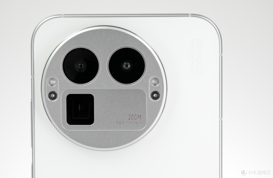 16GB+512GB，2026可以“放心买”的3款旗舰手机，流畅用5年不换机