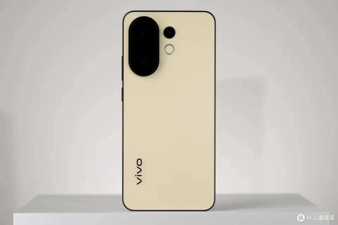 vivo目前最值得捡漏的中端机，100倍变焦+6500mAh，512GB仅1999元