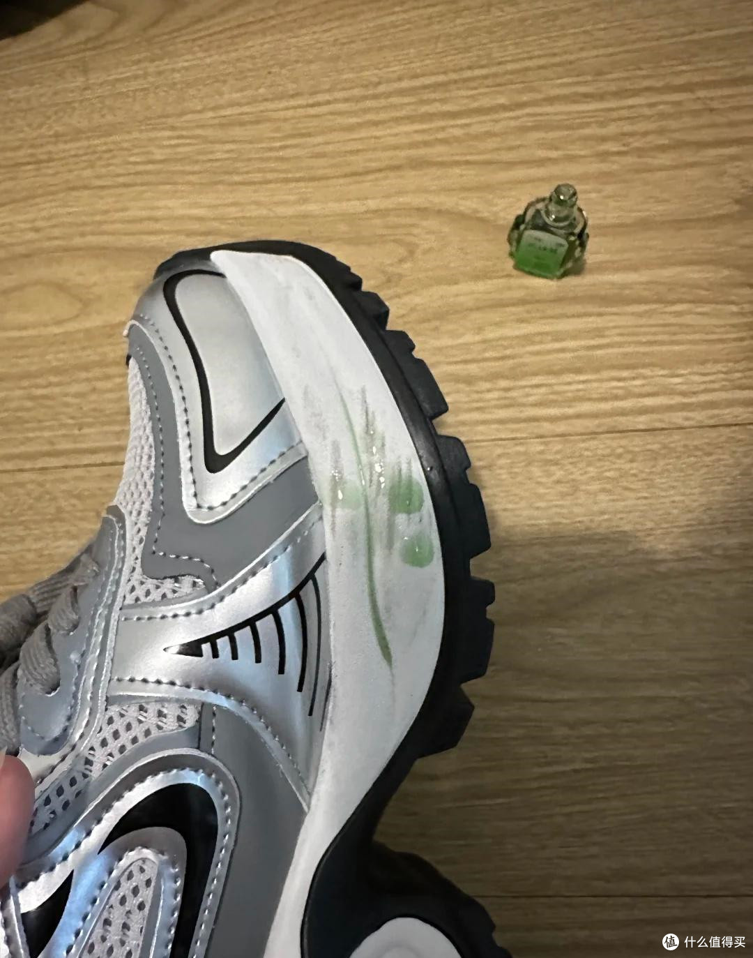 再也不敢小瞧风油精的能量，这惊人的杀伤力，彻底征服了我！