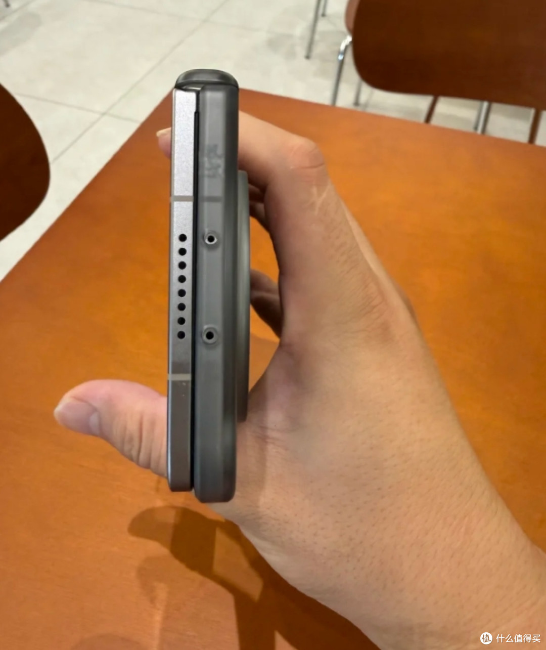 实测OPPO Find N6：折痕几乎看不见，2026年折叠屏的务实之选