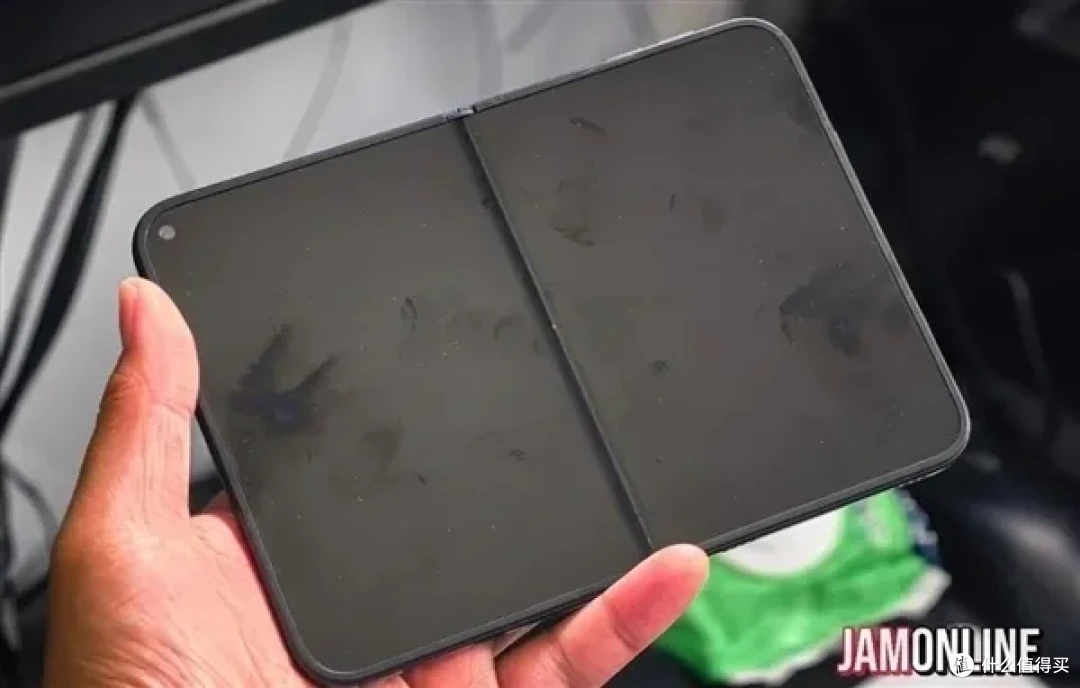 新机：小米18边框破纪录？华为Mate90芯片进测，苹果折叠屏反转！