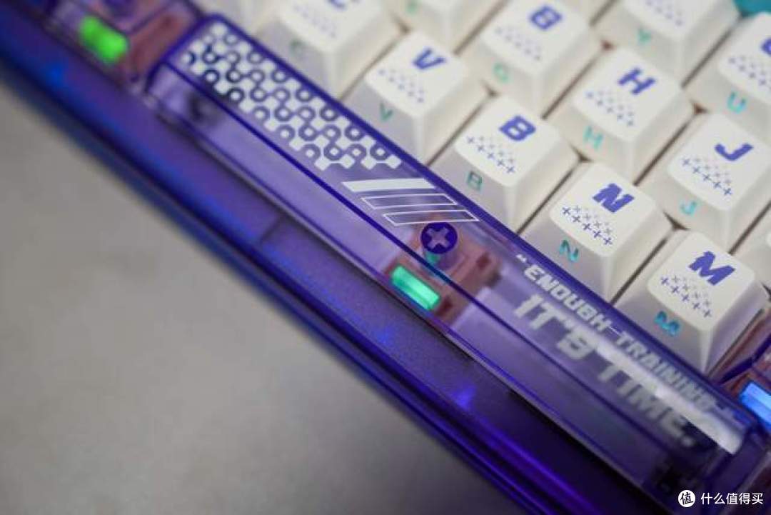 拒绝同质化!达尔优 COOL98 三模键盘全拆解,灯光手感续航拉满
