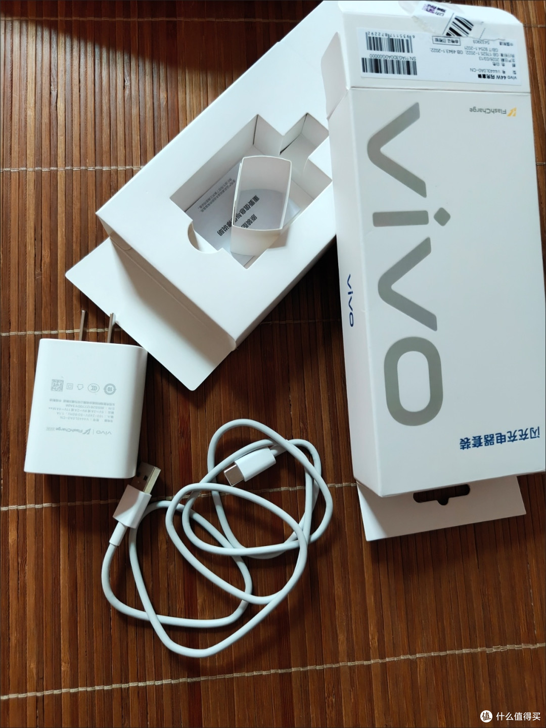 无限回购的真香数码配件:百元左右vivo原装快充数据线实测