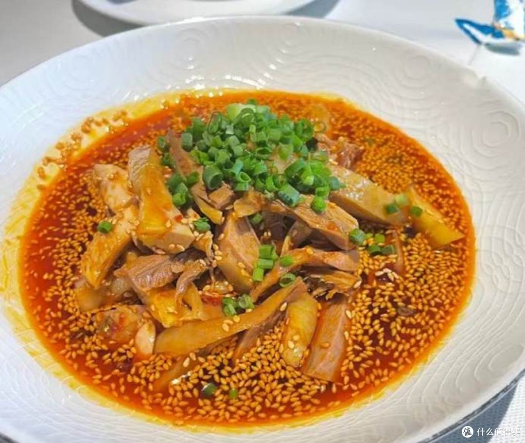 26年7月在彭州,跟着本地人找有地道成都味的川菜更才对味!