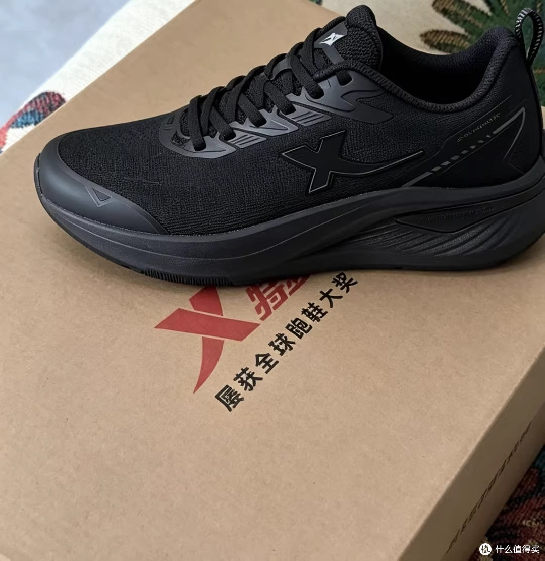 特步轻翼5:百元价位的舒适选择