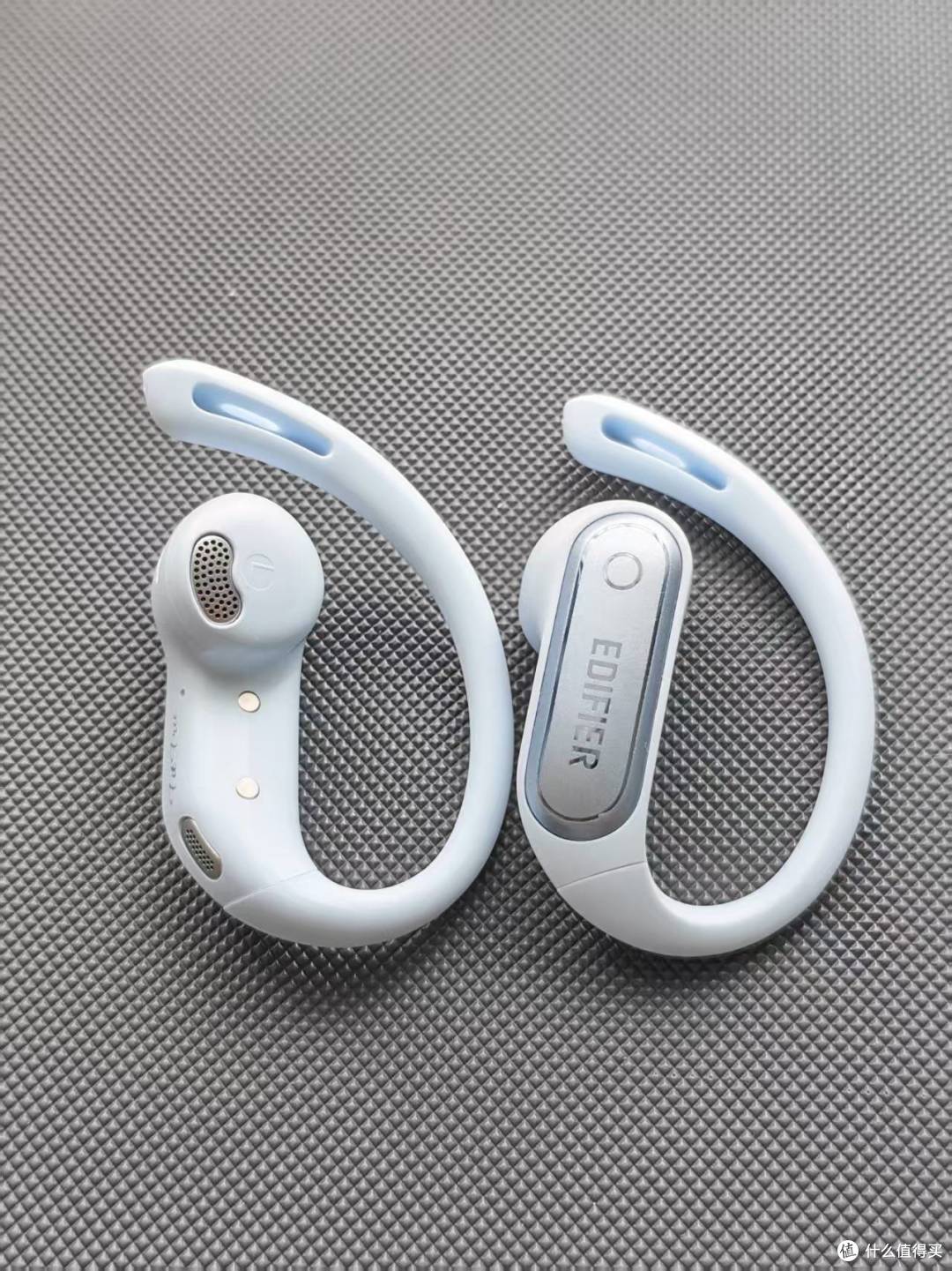 智能AI声学引擎加持、漫步者FitFree Turbo开放式耳机实测体验