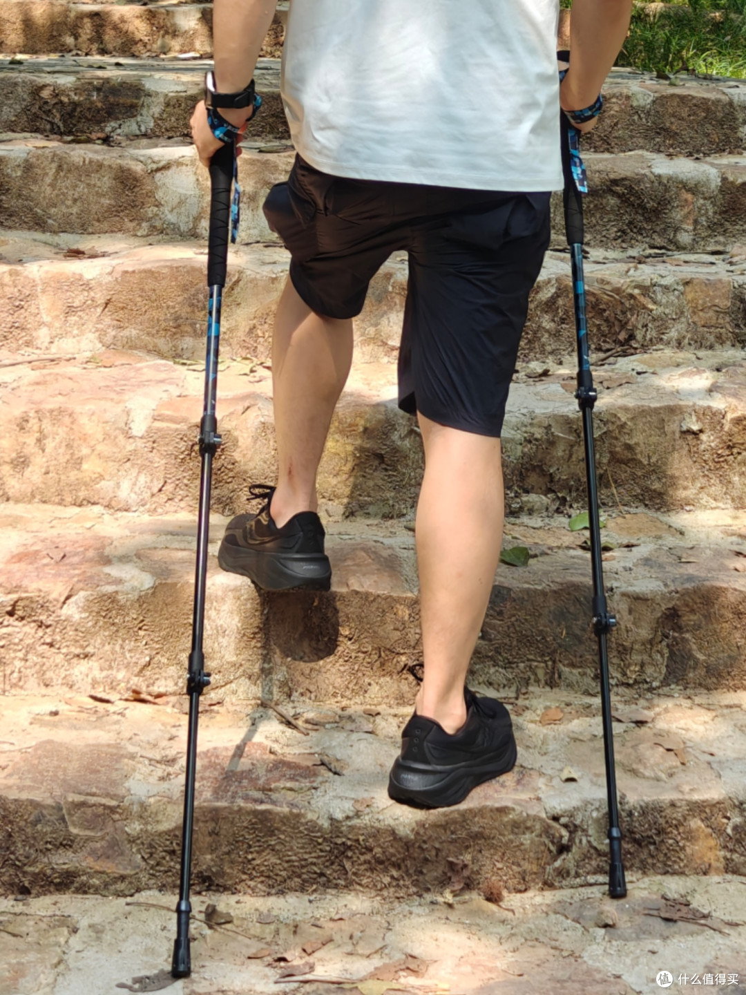 还得是登山杖，我觉得自己又行了！