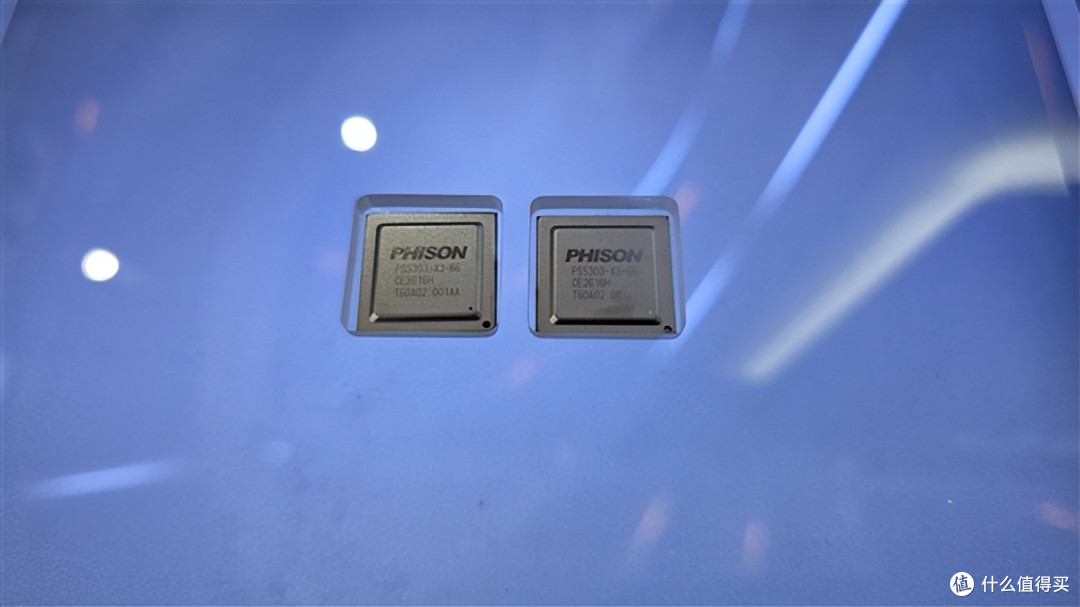 三星量产全球第一款PCIe 6.0 SSD!最大16TB,最高速度28.4GB/s