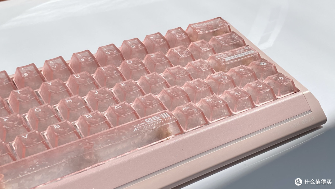 ATK RS 63 Air磁轴键盘开箱与《三角洲行动》实测：这手感真香！
