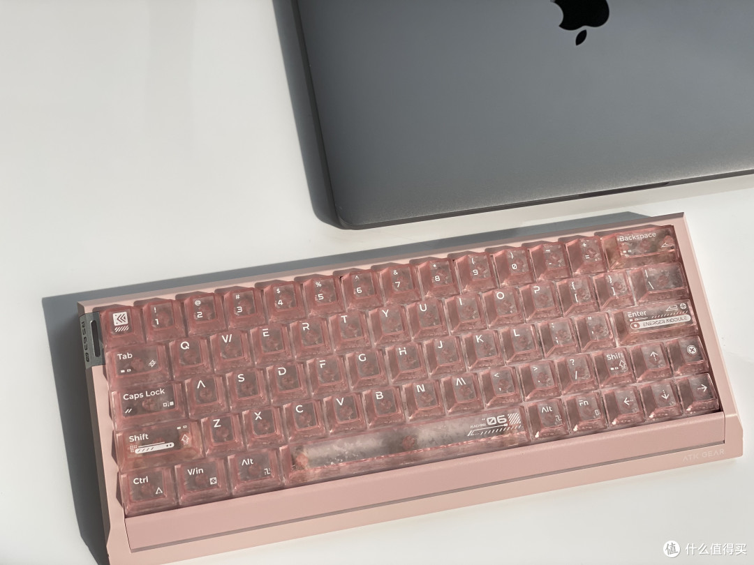 ATK RS 63 Air磁轴键盘开箱与《三角洲行动》实测：这手感真香！