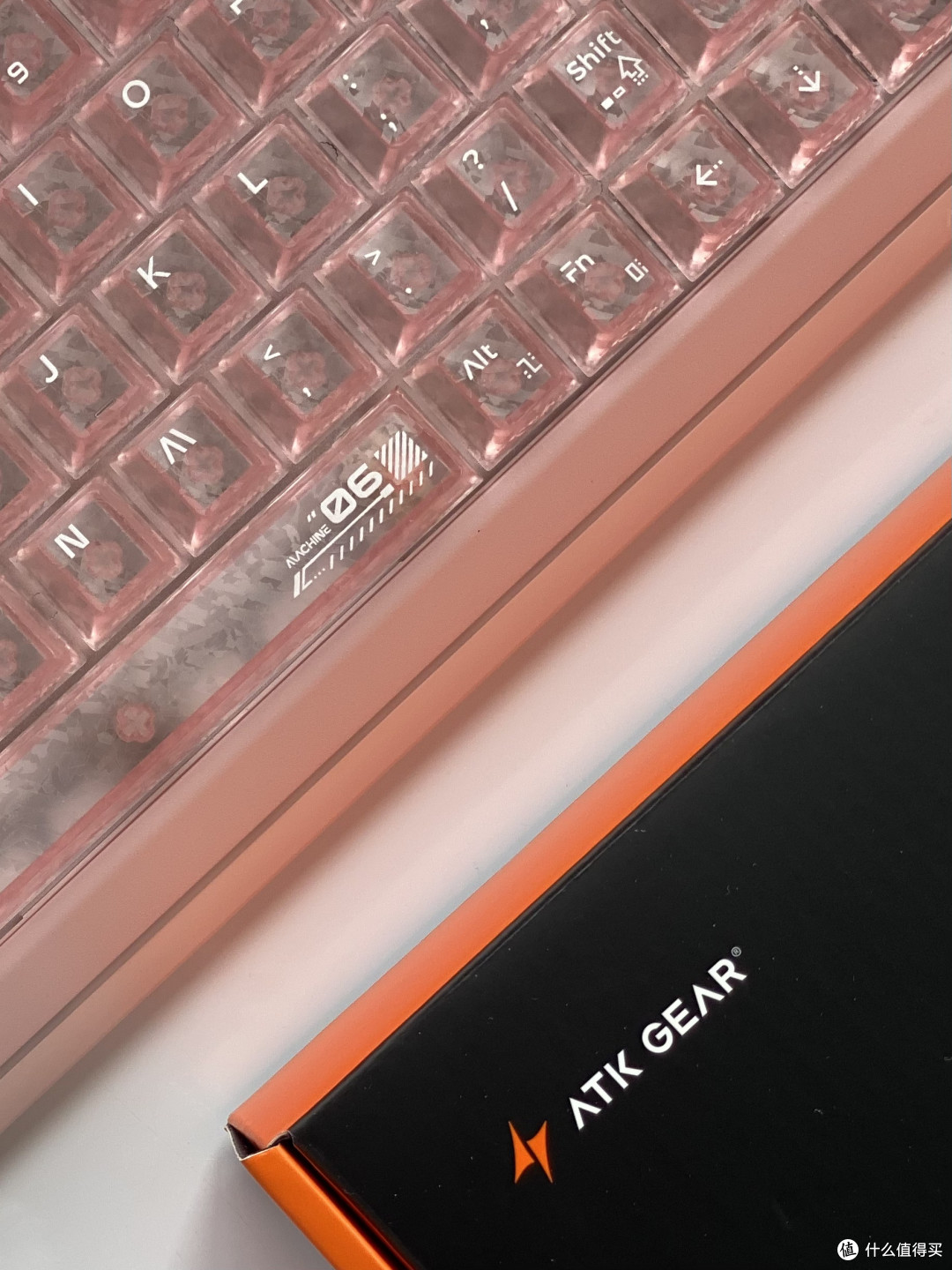 ATK RS 63 Air磁轴键盘开箱与《三角洲行动》实测：这手感真香！