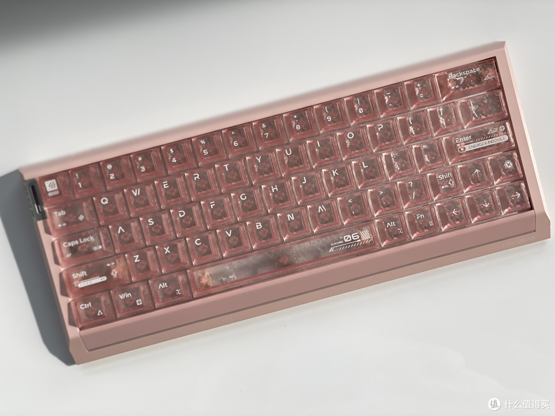ATK RS 63 Air磁轴键盘开箱与《三角洲行动》实测：这手感真香！