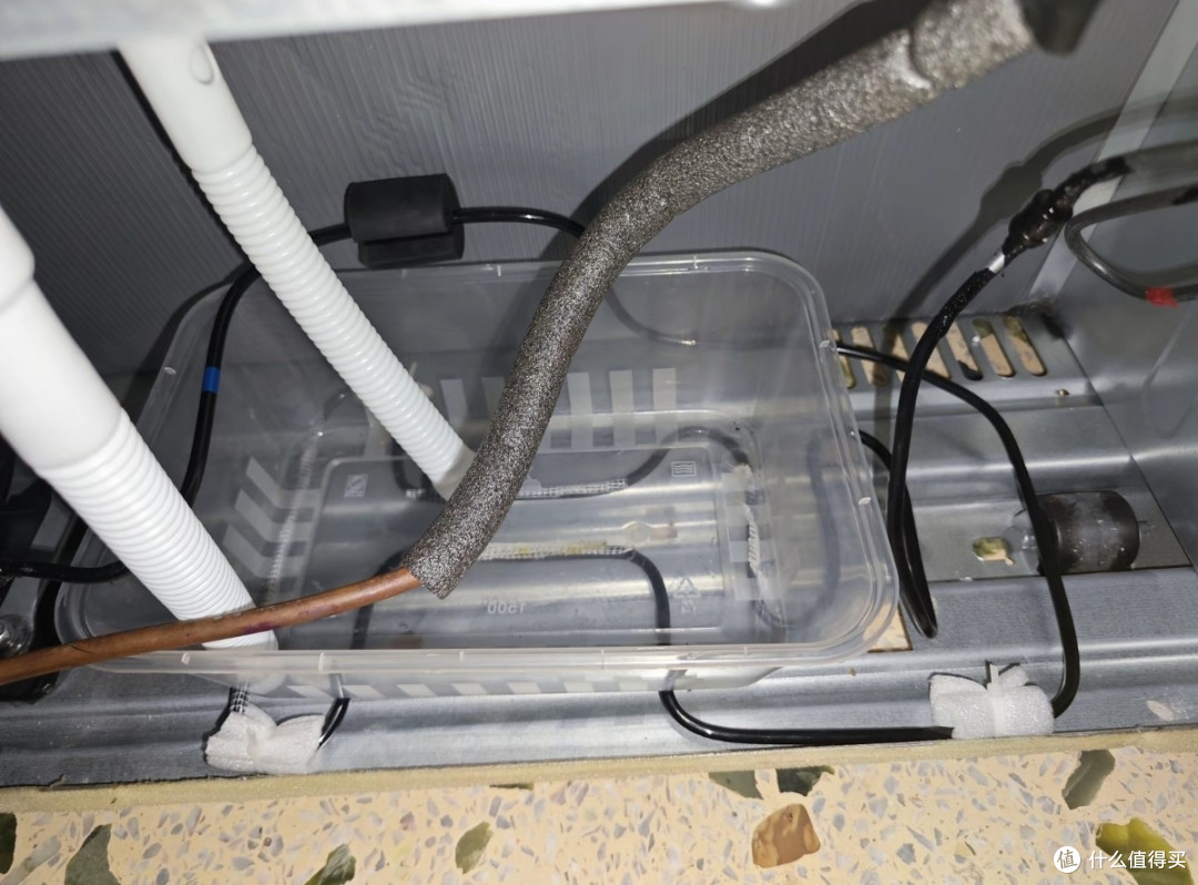 冰箱过保就坏?简单两步教你轻松避免厂家设计缺陷导致漏氟问题。