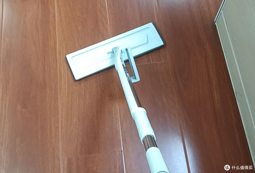 无线手持吸尘器哪个牌子的好?如何选购手持无线吸尘器?