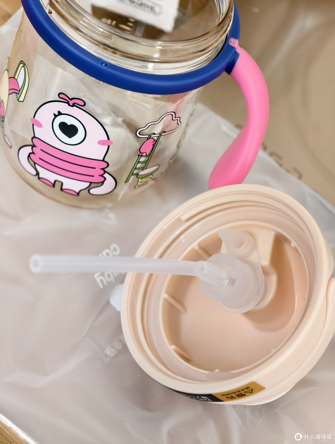 踩空8个水杯后挖到宝！babycare伊萌仔防摔吸管杯，宝妈闭眼入