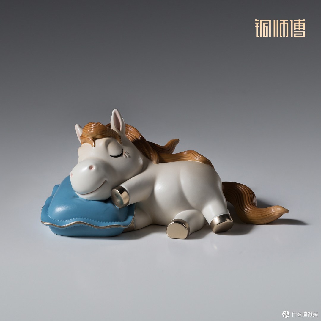 工位“马”力不足？这匹铜马专治各种不开心！