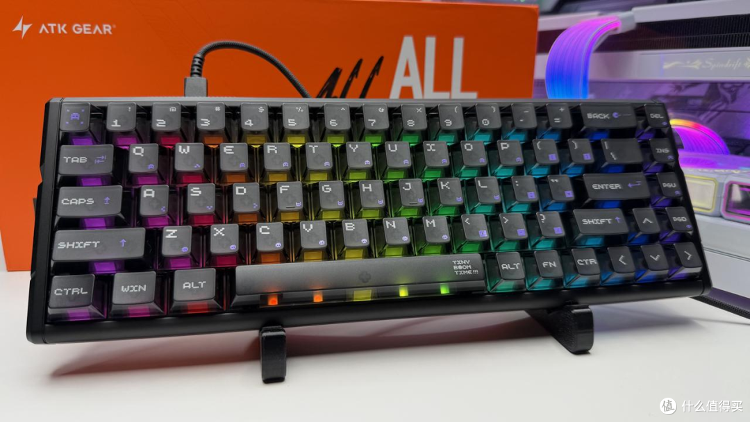 瓦学弟又添 8K 磁轴新装备!ATK新品 RS 63 Air上市!