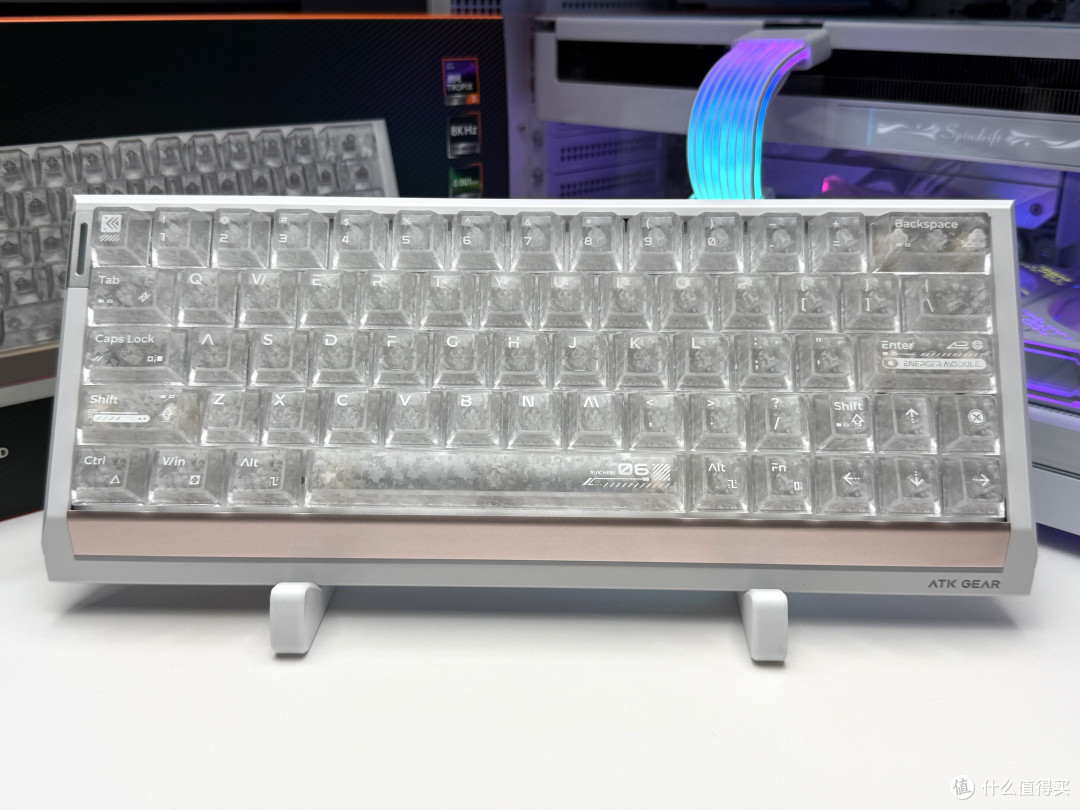 瓦学弟又添 8K 磁轴新装备!ATK新品 RS 63 Air上市!