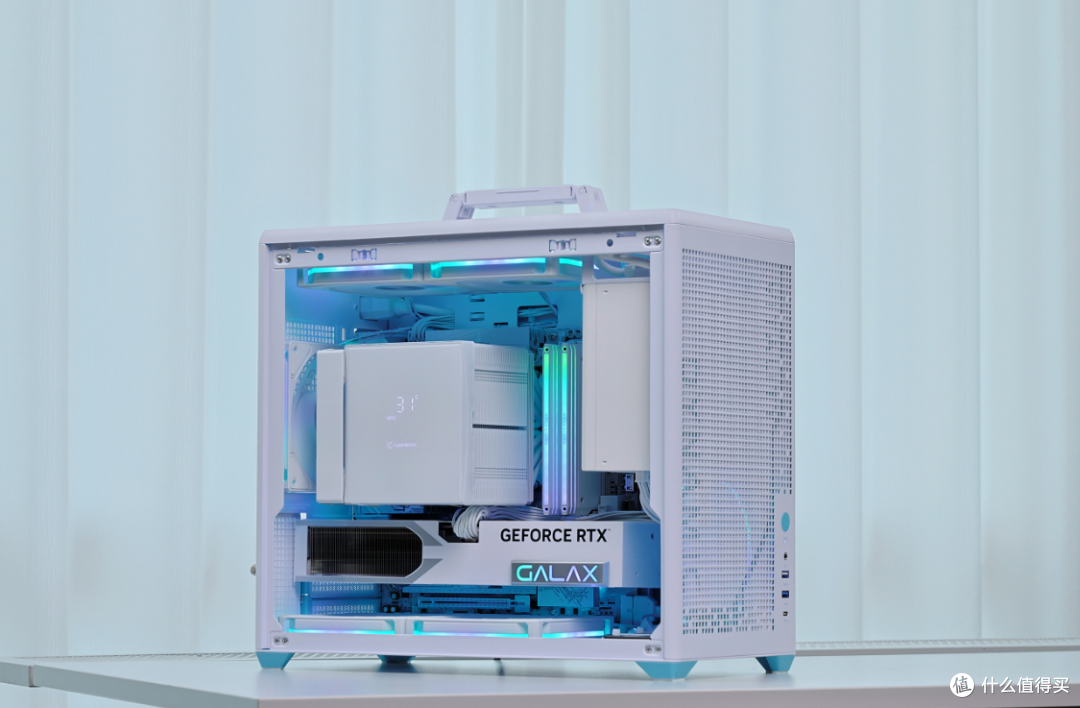 暑期装机高配方案分享：98X3D+5080圣刃+未知玩家P80 Mesh小钢炮