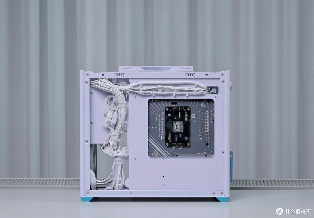 暑期装机高配方案分享：98X3D+5080圣刃+未知玩家P80 Mesh小钢炮