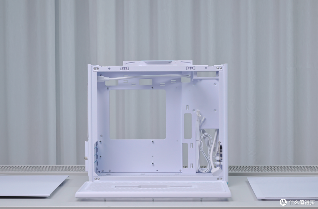 暑期装机高配方案分享：98X3D+5080圣刃+未知玩家P80 Mesh小钢炮