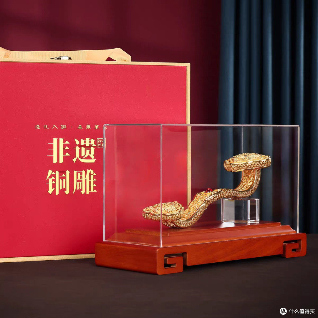 金色花丝黄铜摆件,典雅如意