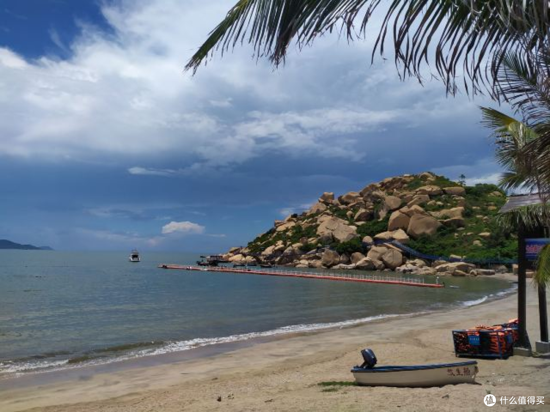 盛夏徒步台山那琴半岛｜踩着6000米海岸石林，海风把我治好了